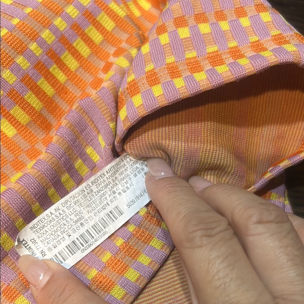 Zara Orange and Yellow Patterned Crop Top - Picture 5 of 7